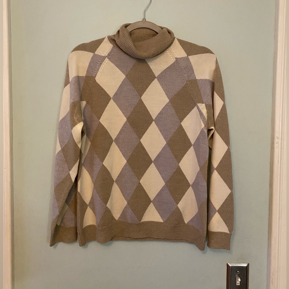 Merino Wool turtle neck sweater